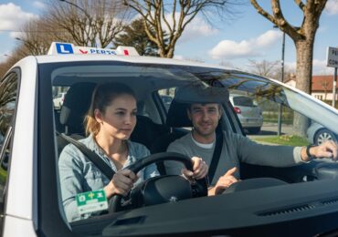 Module de formation post-permis basé sur les données de comportement de conduite