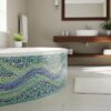 Mosaïque pour habiller un tablier de baignoire courbe