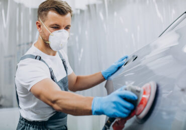 Préparation de la carrosserie avant chromage : polissage et cuivrage obligatoires