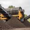 Criblage trommel : la solution idéale pour la terre végétale et le compost