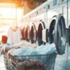Laverie professionnelle ou maison : quelle solution est la plus économique en eau ?