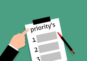 Les 7 erreurs de gestion des priorités qui vous font travailler sur les mauvaises tâches