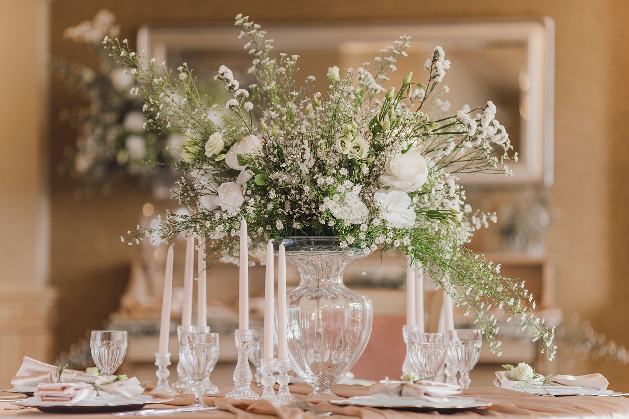découvrez les dernières tendances en décoration de mariage pour créer une ambiance unique et mémorable lors de votre grand jour.