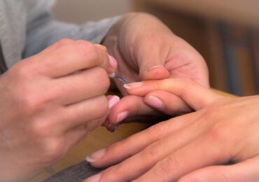 À quelle fréquence peut-on polir ses ongles ?